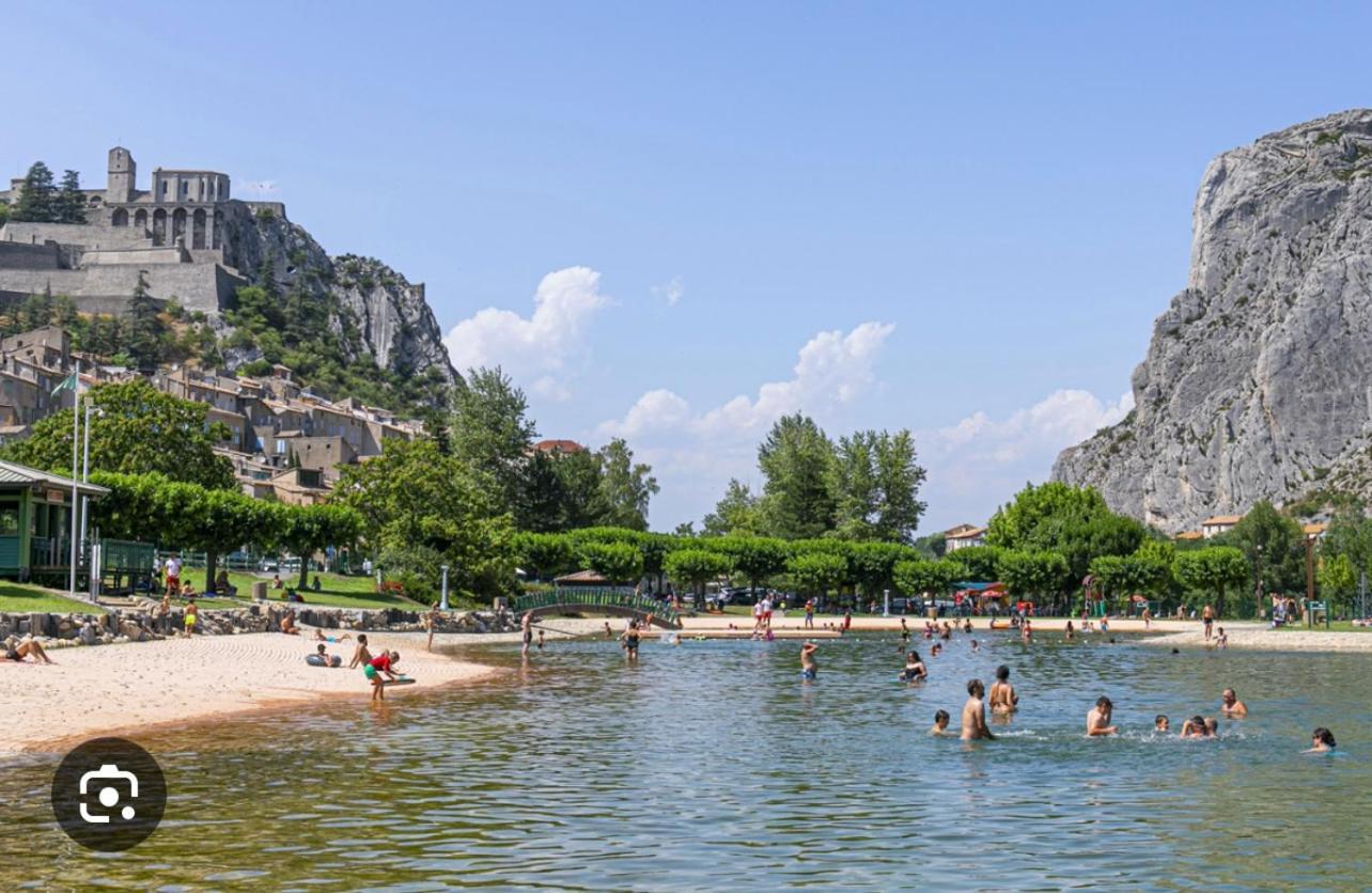 Tour De Babel Διαμέρισμα Sisteron Εξωτερικό φωτογραφία